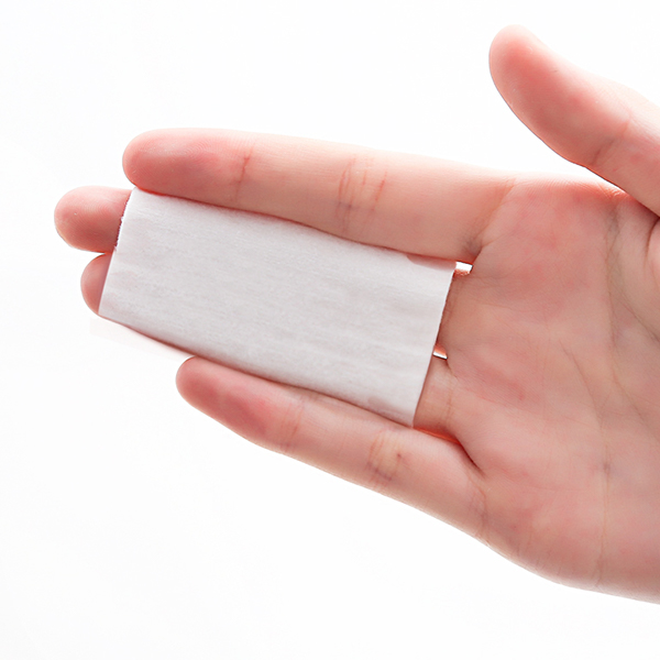 What Is The Difference Between Wet Wipes And Sanitary Wipes?